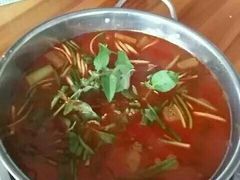 -苗家恒灵酸汤鱼-跳水牛肉连锁店(凯里总店)