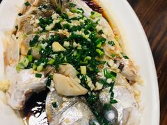 清蒸鳊鱼-小乡小镇·传承桐庐土菜·老板亲自烧的菜