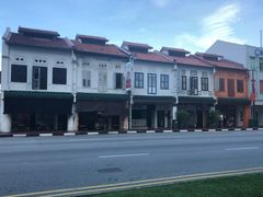 -亚坤(远东广场店)