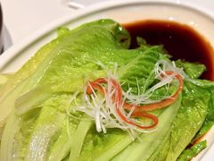 白灼罗马生菜-炆艺乳鸽·煲仔饭大排档(望京来广营店)