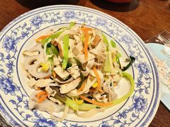 -古都历食南京菜·烤鸭·鸭血粉丝·汤包(南京博物院店)