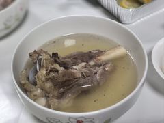 -周震馄饨