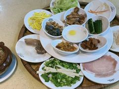 -桥香园云南过桥米线(金马碧鸡店)