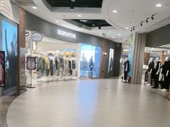 -燕莎奥特莱斯购物中心