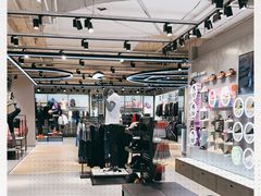 -李宁(西湖银泰城店)