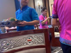 -哈啾嗨·新概念蒙餐(红星新城店)