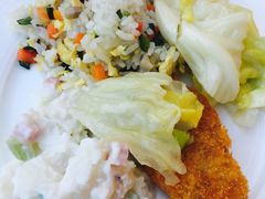 -亮马河饭店翠雅咖啡厅