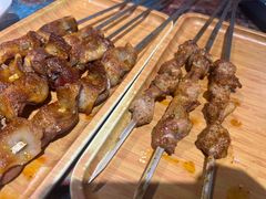 -乡村馕坑肉·烧烤·新疆菜·本地人更爱吃(阿勒泰首店)