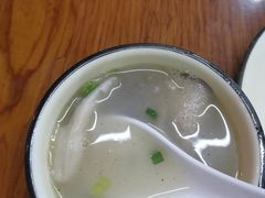 -胡子饮食店