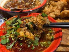 -爆炸头阿姨小四川正宗川味小吃(无任何分店)