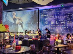 -INLOVE Live House