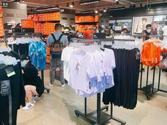 -NIKE上海青浦优选体验店
