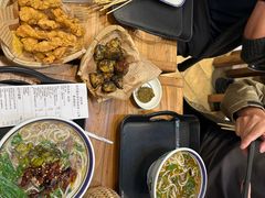 -云阿蛮云南生烫牛肉米线(奉贤路店)