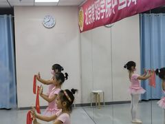 -梧桐花语舞蹈培训中心(潞城校区)