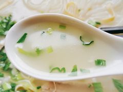 -烤鸭肉夹馍鸭汤店