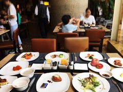 大堂-怡聚轩全日制自助餐厅(大中华喜来登酒店)