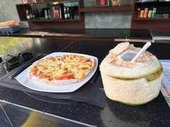 -三亚湾海居铂尔曼度假酒店