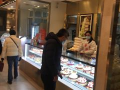 -花花卷卷·鲜食蛋糕(静安久光百货店)