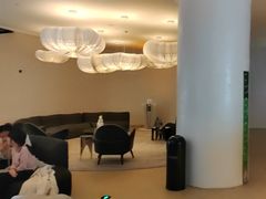 -涨巢·潮玩水疗局