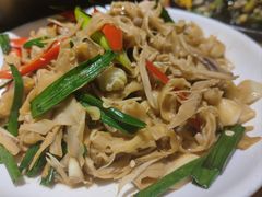 -九道菜有鸡鱼头(石鼓路店)