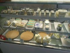 -云朵上的鱼(莘庄店)