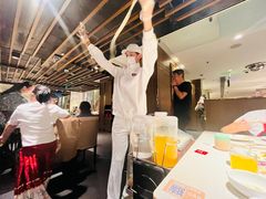 -海底捞火锅鲜切牛肉主题店(长寿路店)