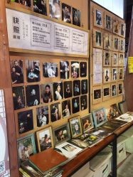 点击看大图 -城南旧影 旗袍全家福摄影写真体验馆