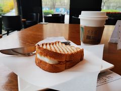 -星巴克(北京惠新东街店)