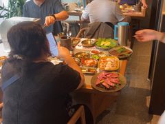 -草家酱蟹炭火烤肉店(珲春南路一店)
