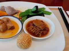 -东方滨江大酒店·滨江厅
