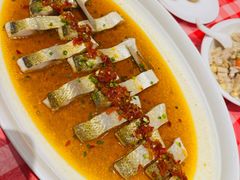 五椒蒸翘白鱼-巴陵全鱼席(湖南老字号汴河街店 )