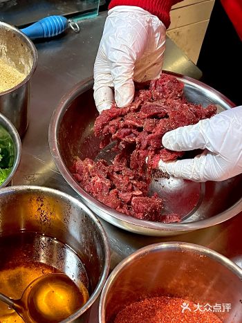 现拌的齐齐哈尔烤肉！真香现场！