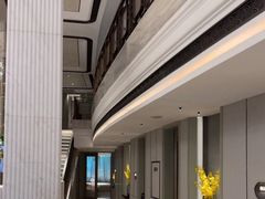-浅深(世茂滨江精品店)