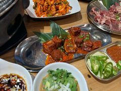 -青瓦餐厅·生鱼片·韩园烤肉(西塔店)