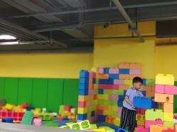 -未来动物城动物主题公园(大悦城店)