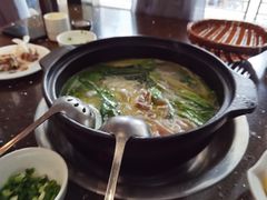 养生板栗鸡-蜀中吴养生板栗鸡(会展店)