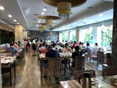 大堂-椿记烧鹅(叠彩店)