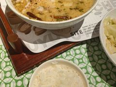 -渔语鱼新川菜Bistro(万象天地店)