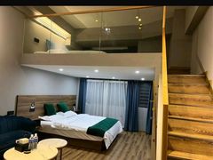 -恩索·美筑高空江景酒店(重庆解放碑步行街店)