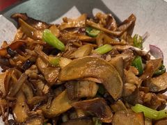 -卢大鲜鱼头捞饭(美利广场店)