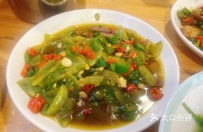 Preserved Meat with Green Tomato Seeds