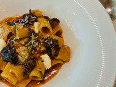 意式慢炖牛尾肋排空心面-福楼法餐厅FLO