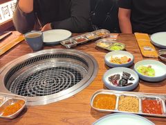 -明洞阿姨·韩式酱蟹烤肉·创意料理(三元桥店)