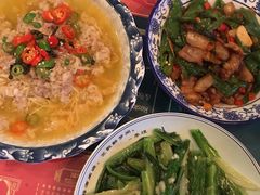 金汤肥牛-胡桃里音乐酒馆(海雅缤纷城店)