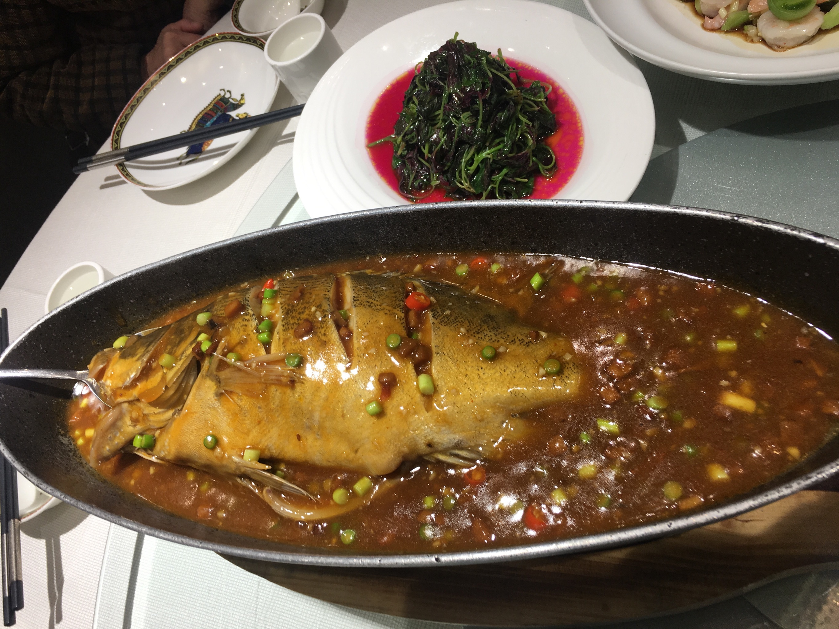 保福寺桥南骏马国际酒店二层,交通便利