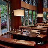 晚上还有外籍拉丁舞表演，音乐轻松