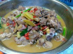 -独一佳老胡湘菜馆(矿山路店)