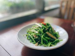笋丝肉片茼蒿-大牌大·传统杭帮菜(湖滨店)