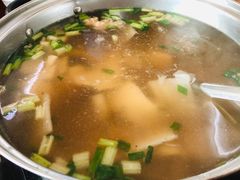 香浓牛骨汤底-牛一煲美食(江高店)