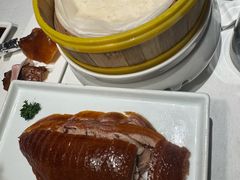 精品烤鸭半只半套-北平楼·烤鸭·北京菜(牡丹园店)